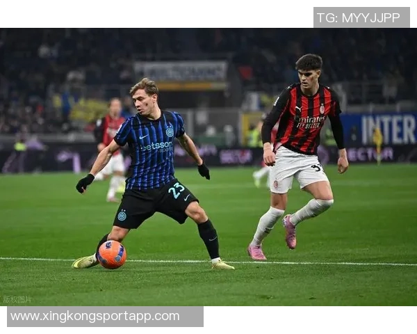 国米关注弗赖堡门将阿图博鲁或将放弃索默续约计划 国米关注弗赖堡门将阿图博鲁或将放弃索默续约计划