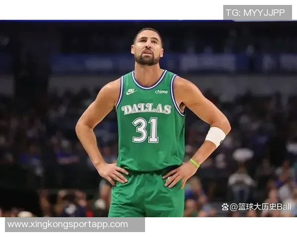 克莱新赛季首战表现平平13投仅4中三分球命中率低迷仅得10分 克莱新赛季首战表现平平13投仅4中三分球命中率低迷仅得10分