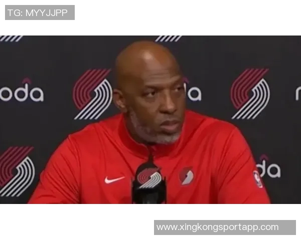 杨瀚森分享比卢普斯的要求强调场上沟通与英语学习的重要性 杨瀚森分享比卢普斯的要求强调场上沟通与英语学习的重要性