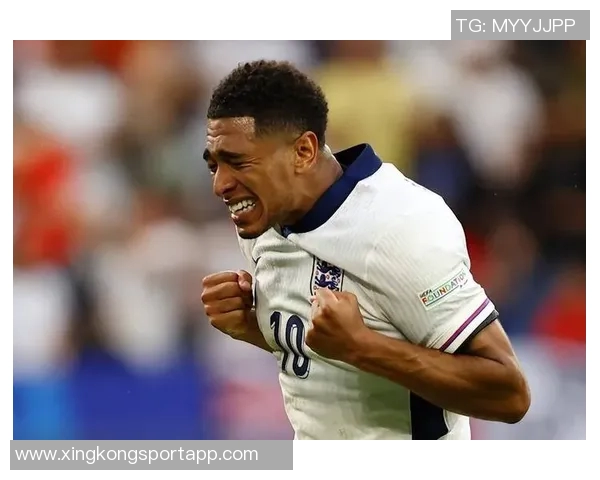 凯恩主动关心小贝林与特尔交流展现老好人本色