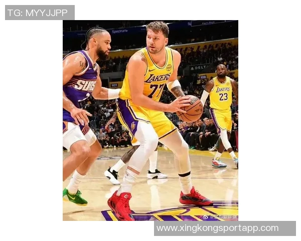 帕金斯称狄龙与老詹对决是体育巅峰之战赞前者为太阳队精神领袖